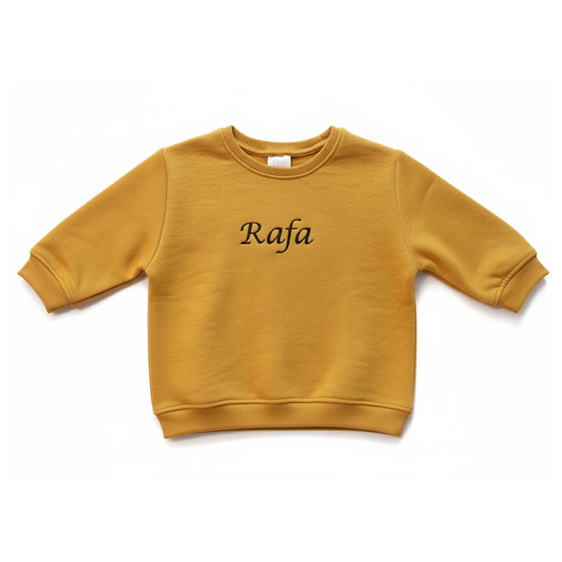 Sudadera con nombre bordado